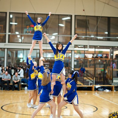 Cheerleading+Stunts+for+Small+Squads squads take years to build from small stunts to big stunts from ...